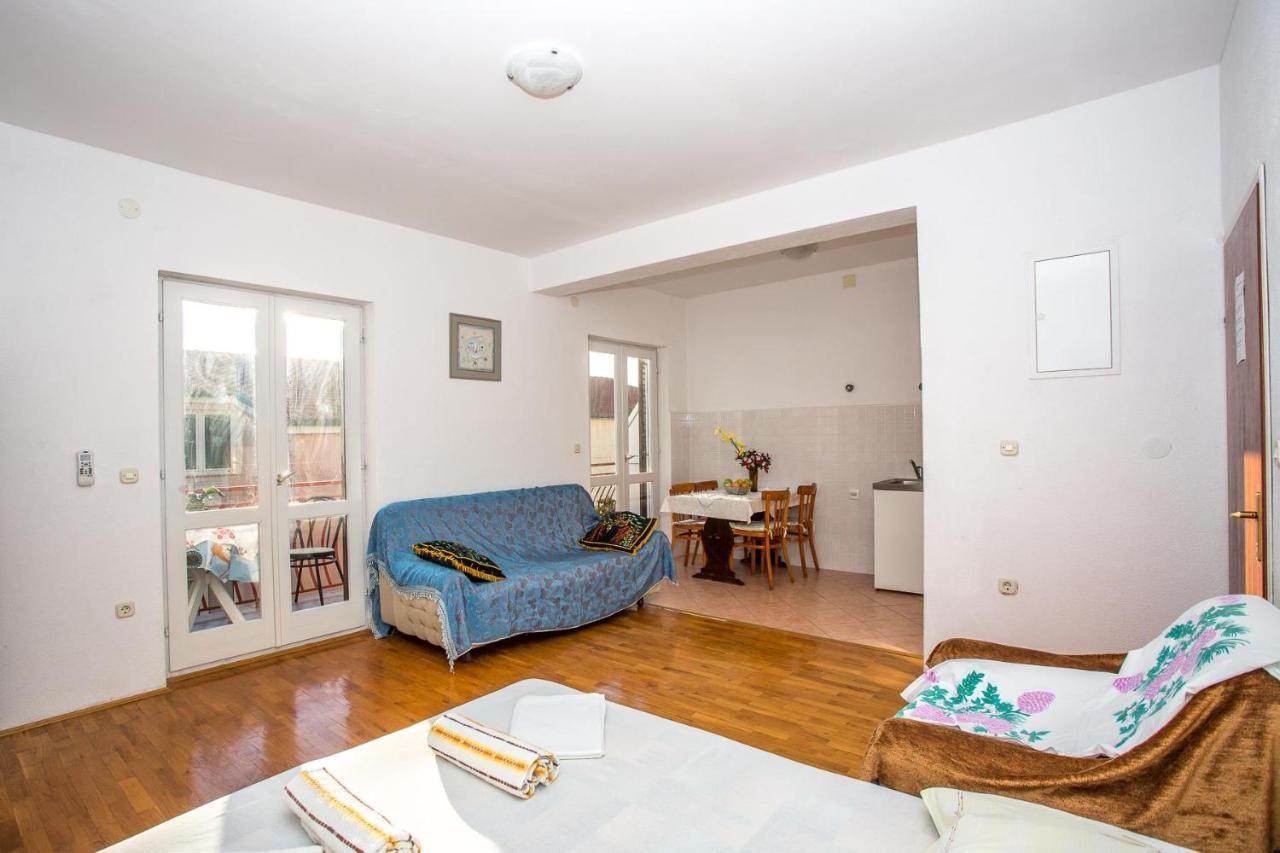 Apartments Nuic 748 Makarska Dış mekan fotoğraf